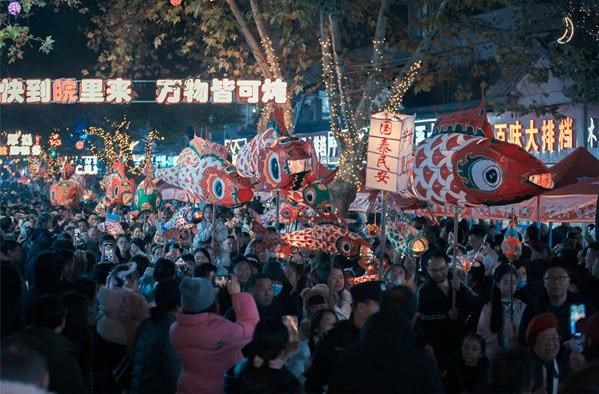 镜头｜欢乐喜庆中国年